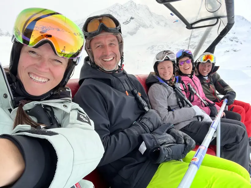 6C04f817 B9f9 4B79 B3b7 7Bc0ce4f2545