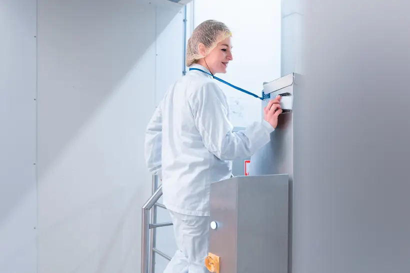 Van Loon21 12 2021 Epsilon Studios Ektor Tsolodimos (9 Van 30)