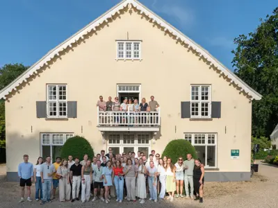 Samen groeien, samen bouwen: de loopbaan van Dorien en Teuntje